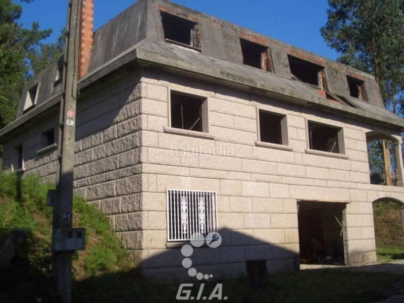 Foto a8492f7c-ba5e-4e25-b330-49ccd8f52cfc. Casa  en venta en Mos