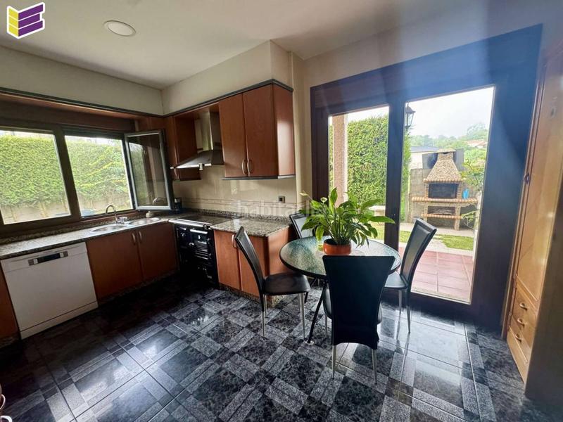 Foto 883490b1-c0e9-40d6-bedb-8d1e21640631. Casa venta de casa en Mos