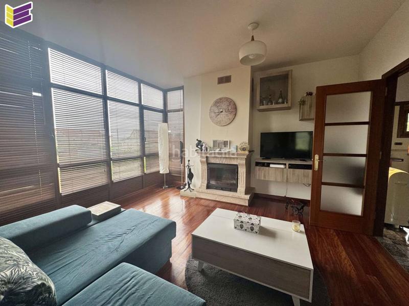Foto c9a5278d-23a6-4488-835e-36cdbeb10886. Casa venta de casa en Mos