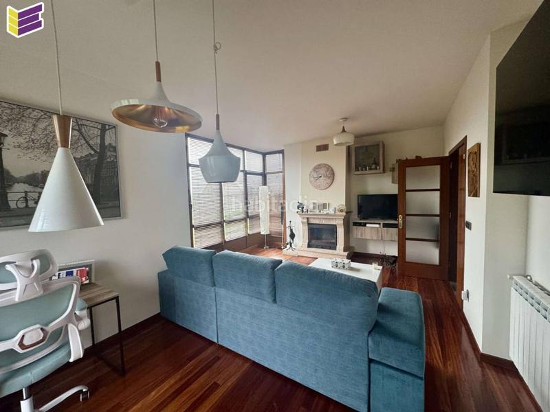 Foto f1f8f9ad-4a2d-41bc-9571-efbf8e9a6242. Casa venta de casa en Mos