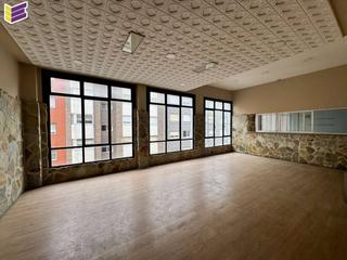 Local Comercial en Conde Torrecedeira