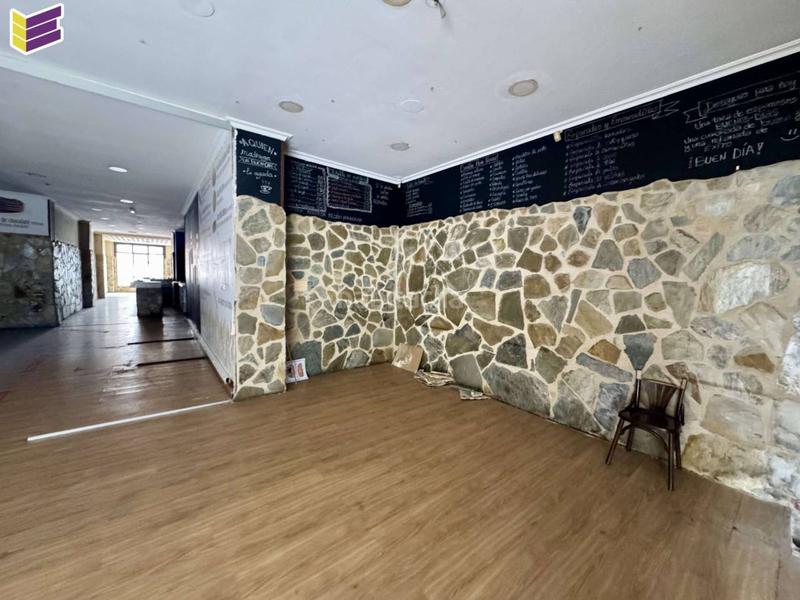 Foto 147272ac-46c9-4c7d-aa02-34a197ba21b4. Local commercial dans conde torrecedeira 30 dans Berbés - Peritos Vigo