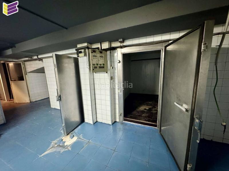 Foto 192849d8-36a5-41e5-9dc4-fa68b4015d89. Local commercial dans conde torrecedeira 30 dans Berbés - Peritos Vigo