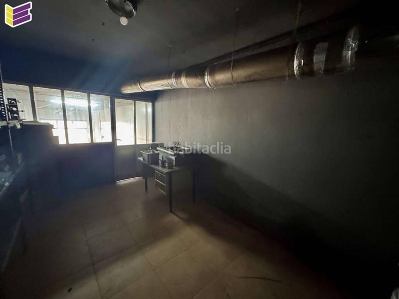 Foto 39bf919e-5d80-4c15-9dec-2d86f50558bc. Local commercial dans conde torrecedeira 30 dans Berbés - Peritos Vigo