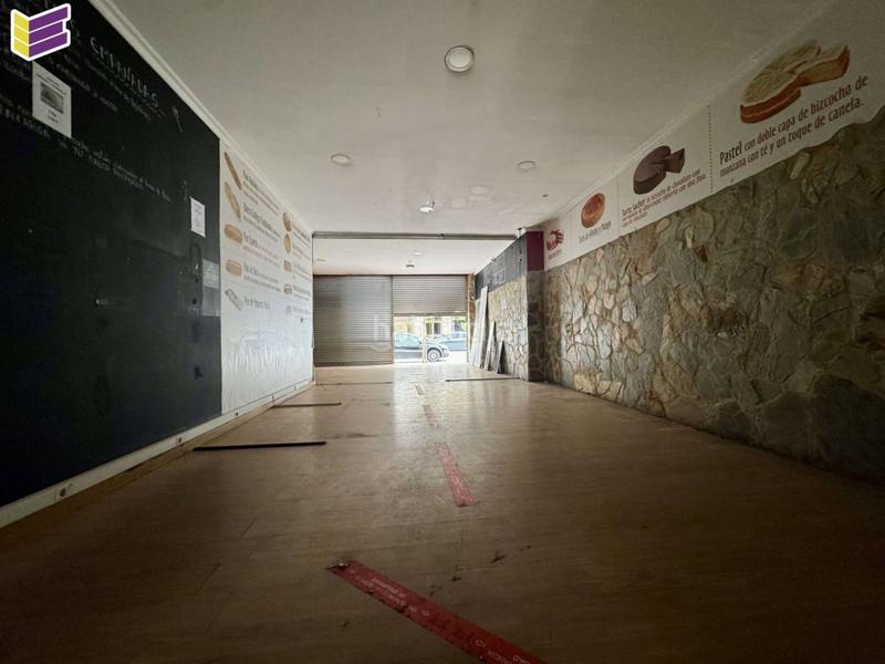 Foto dd97fc26-4dbe-4f89-9d1c-cb156b8f7970. Local commercial dans conde torrecedeira 30 dans Berbés - Peritos Vigo