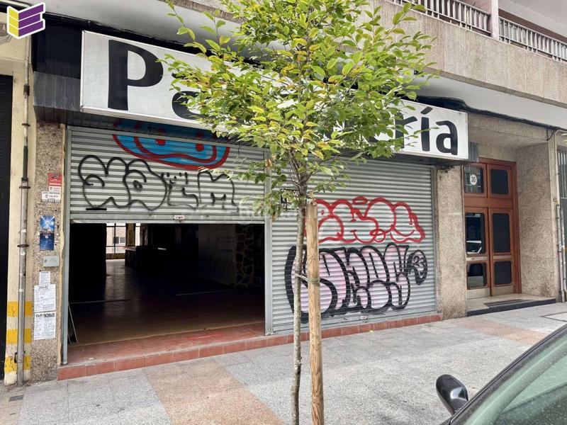 Foto df9e65cb-8f4e-4d2a-a545-9a9ef95a1974. Local commercial dans conde torrecedeira 30 dans Berbés - Peritos Vigo