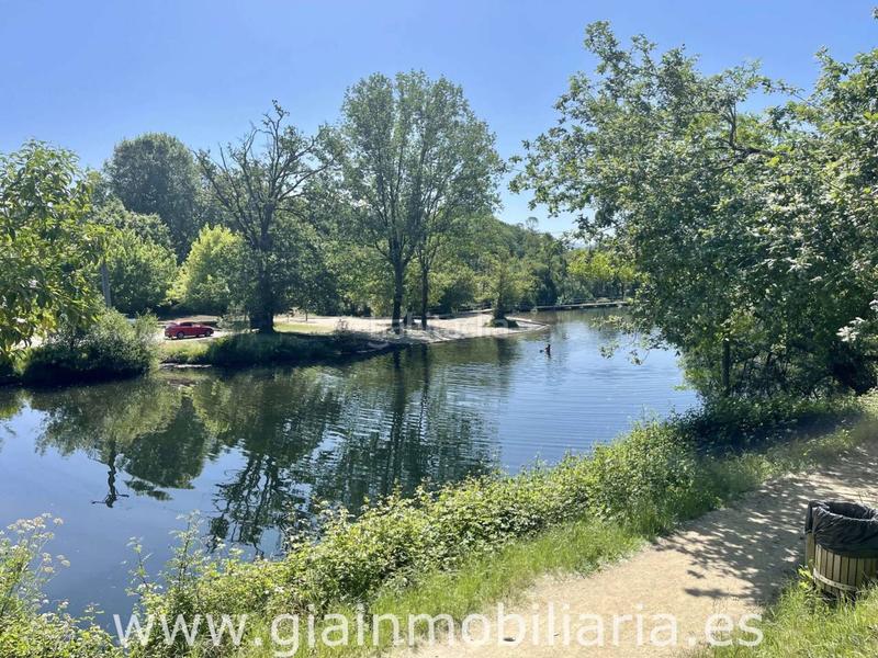 Foto 9e862d91-ec2f-4323-8373-eb2576c9cd5a. Terreno residencial en freixa 15 terreno en venta en Ponteareas