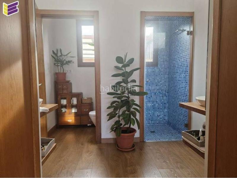 Foto e1ee88c8-66e5-412d-949b-d16e86c2b37a. Casa  independiente con grandes terrazas y vistas infinitas !! en Laracha