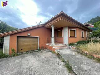 Maison  Presa 1. Oportunidad de compra en zona tranquila de salceda !!