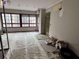 Appartement  Antonio palacios. Amplio piso de 3 dormitorios con garaje y trastero.