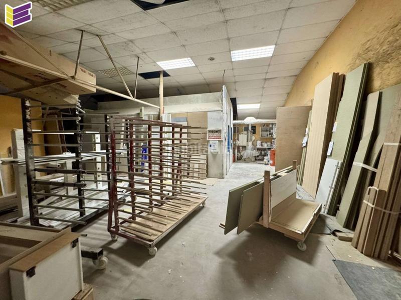 Foto 61edbf29-4e8f-40c9-a29c-c10abc9b9c25. Nave industrial  cerca del polígono del cerqueirás !! en Mos