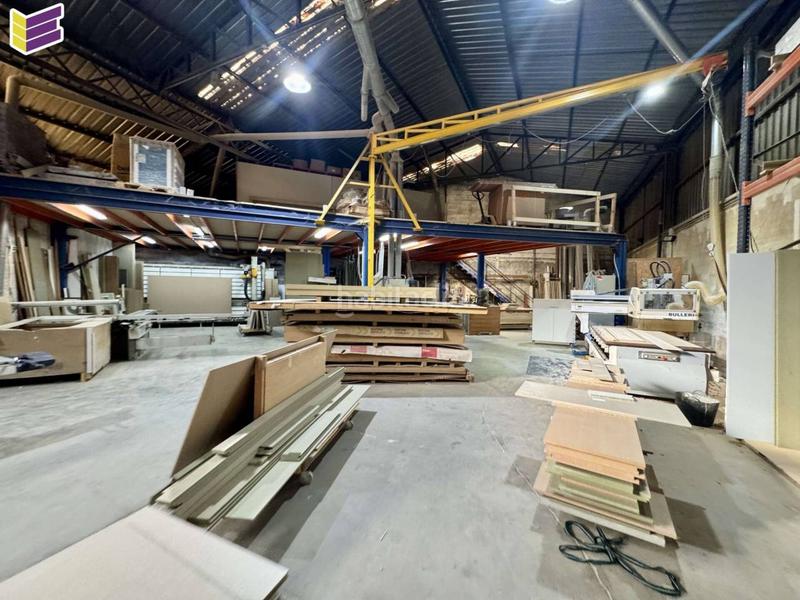 Foto 747df927-6139-48c6-8a60-4feeefed5433. Nave industrial  cerca del polígono del cerqueirás !! en Mos