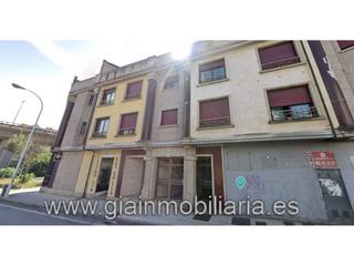 Pis a Rosalía de castro 61. Se vende piso sin la posesión !! piso de 4 habitaciones, con gar