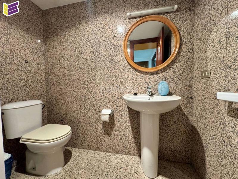 Foto 72a56c33-00ad-4649-9ff5-ac76d2c1241e. Lloguer oficina a manuel rodríguez 7 a Porriño (O)