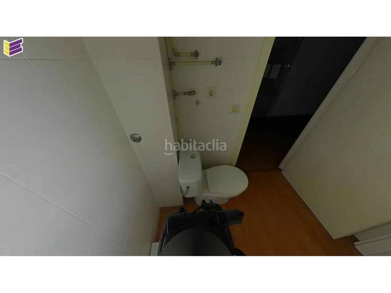 Foto 7e2cc84c-af27-4605-b9e6-b3638f927827. Local commercial dans castrelos 56 dans As Travesas - Balaidos Vigo