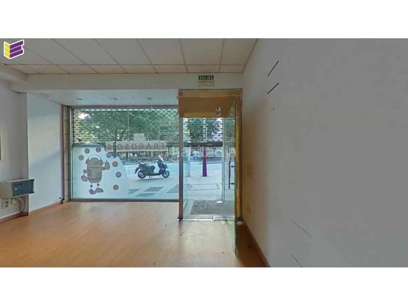 Foto f8adc7b9-5a4a-4e21-9513-09f2408cd4bc. Local commercial dans castrelos 56 dans As Travesas - Balaidos Vigo