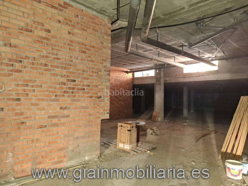 Foto 2a04ac9c-d7ba-41d1-b9c0-fa702243e41c. Local commercial dans Salvaterra de Miño