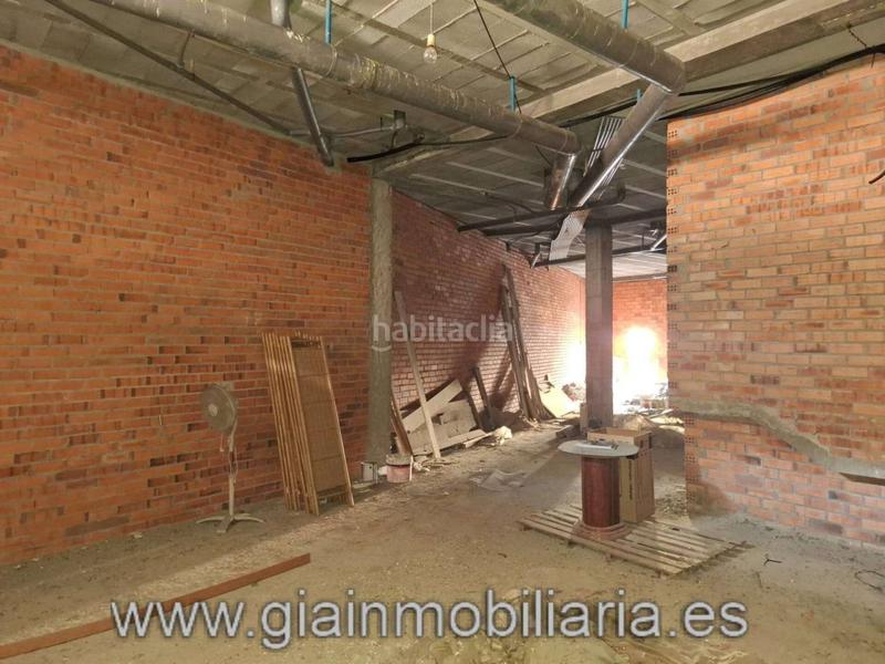 Foto ee929ed9-1b39-4c89-bfab-6be00a438043. Local commercial dans Salvaterra de Miño