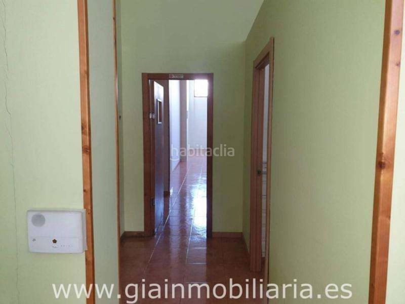 Foto 4a0a7790-c52a-44e8-bdbe-d5d5a8352475. Local comercial en calle galicia 22 local en venta en c galicia en Salvaterra de Miño