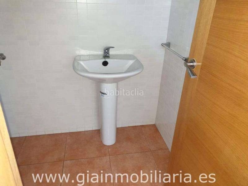 Foto 8a49f16d-ca29-48b3-af02-9c825cc244ff. Local comercial en calle galicia 22 local en venta en c galicia en Salvaterra de Miño