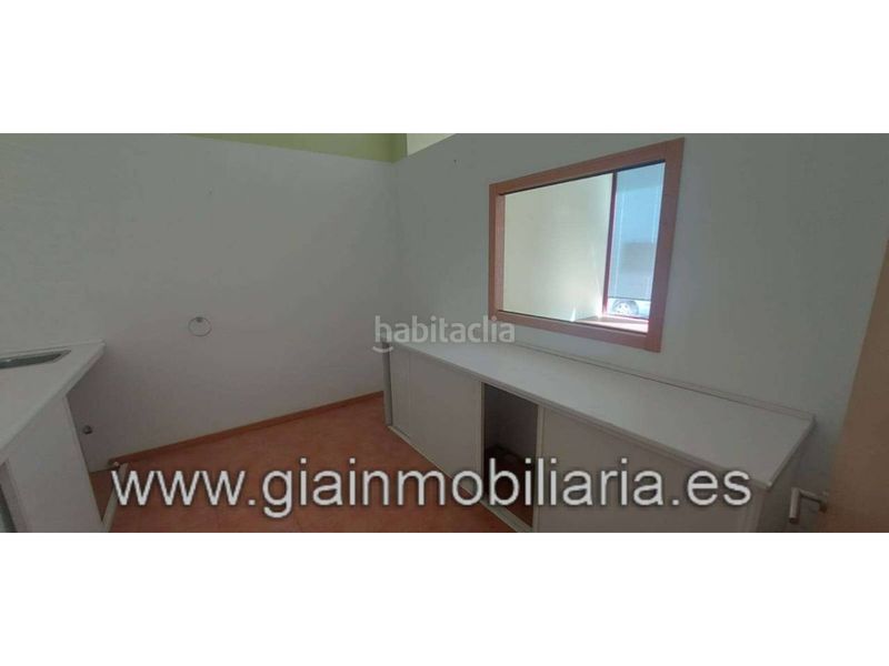 Foto a09d9770-2321-4563-a84c-2575b2587e4c. Local comercial en calle galicia 22 local en venta en c galicia en Salvaterra de Miño
