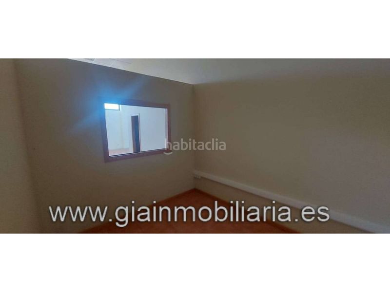 Foto a268a78c-e639-49c0-ab5f-49ef5bd5e04c. Local comercial en calle galicia 22 local en venta en c galicia en Salvaterra de Miño