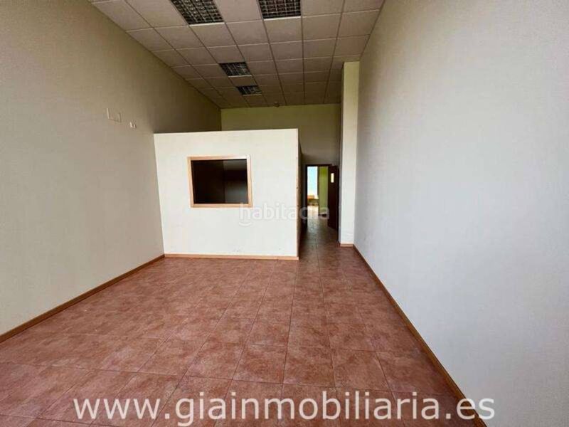 Foto e99c38c7-1ef5-42bf-b9e3-f1331b91b5ef. Local comercial en calle galicia 22 local en venta en c galicia en Salvaterra de Miño