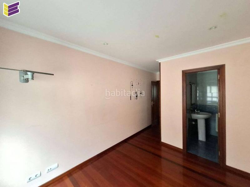 Foto 4dd6efb2-4d67-427c-934c-0a4725219b46. Appartamento con riscaldamento in Marín