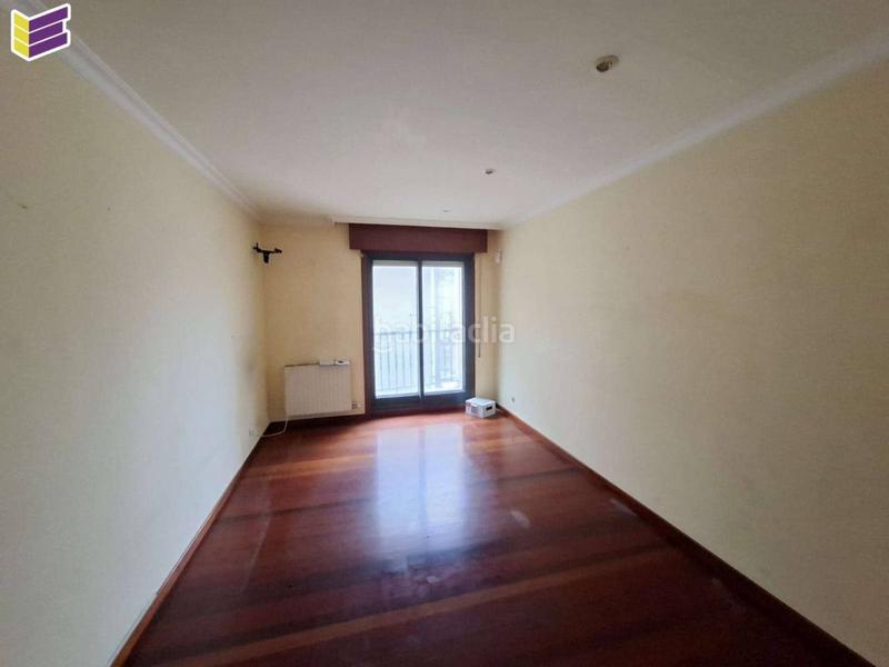 Foto b3bfede9-a9b3-49dd-866a-2f1833a8b53e. Appartamento con riscaldamento in Marín