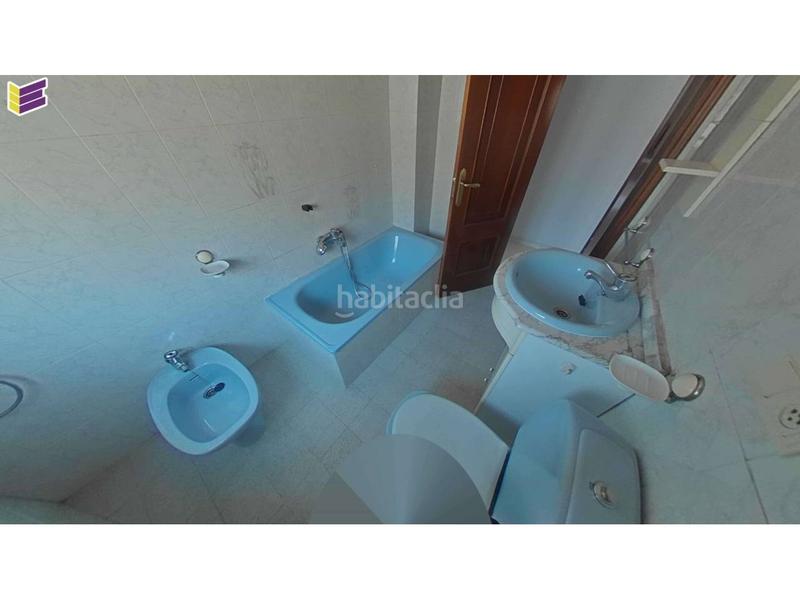 Foto c828475e-1d3a-467e-8070-f283e43d2390. Pis a valiña 12 a Poio