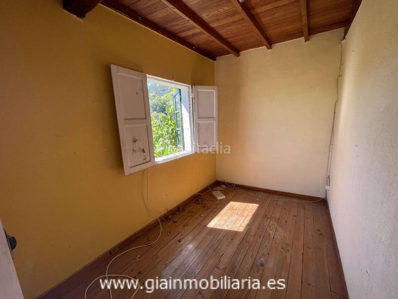 Foto c7d2457d-b6a1-47fc-9844-e598d9e958ec. Casa in Mos