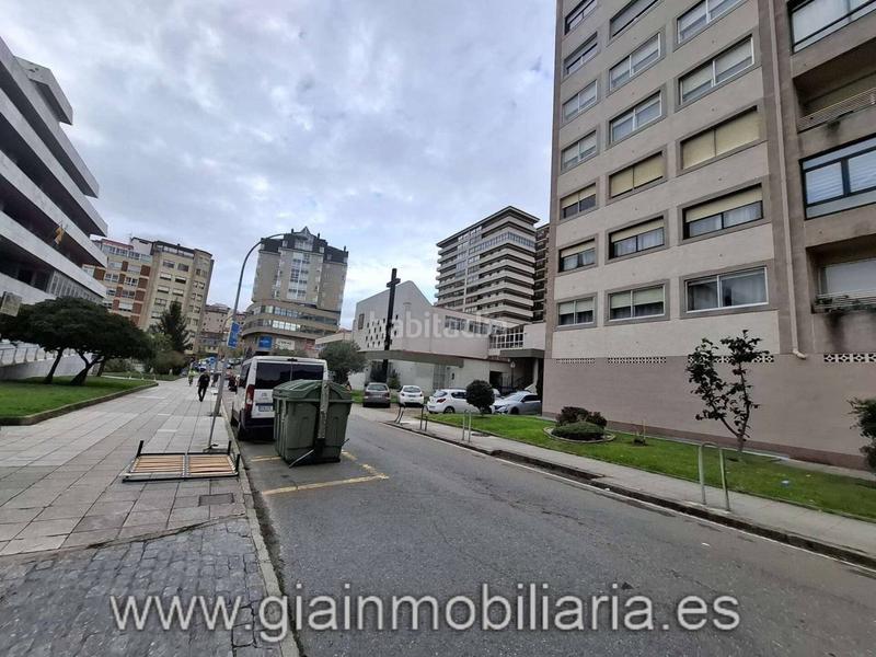 Foto ea075ec5-739a-4182-9395-5653b78bc0b8. Piso amplia vivienda en venta en As Travesas - Balaidos Vigo