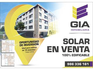 Solar industrial en Rúa 8 de marzo 4. Solar en venta zona regojo. solar edificable para 12 viviendas e