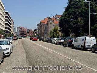 Solar industrial a Domingo bueno 24. Solar edificable para 25 viviendas en el centro de porriño.