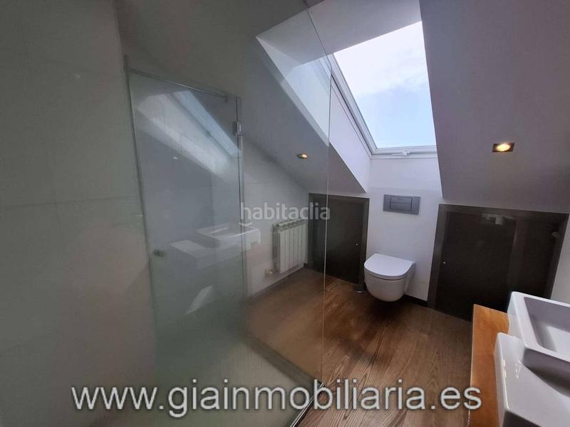 Foto 098b235e-ca63-4cbb-ba4f-f22994c459a2. Xalet amb calefacció aparcament a Oia