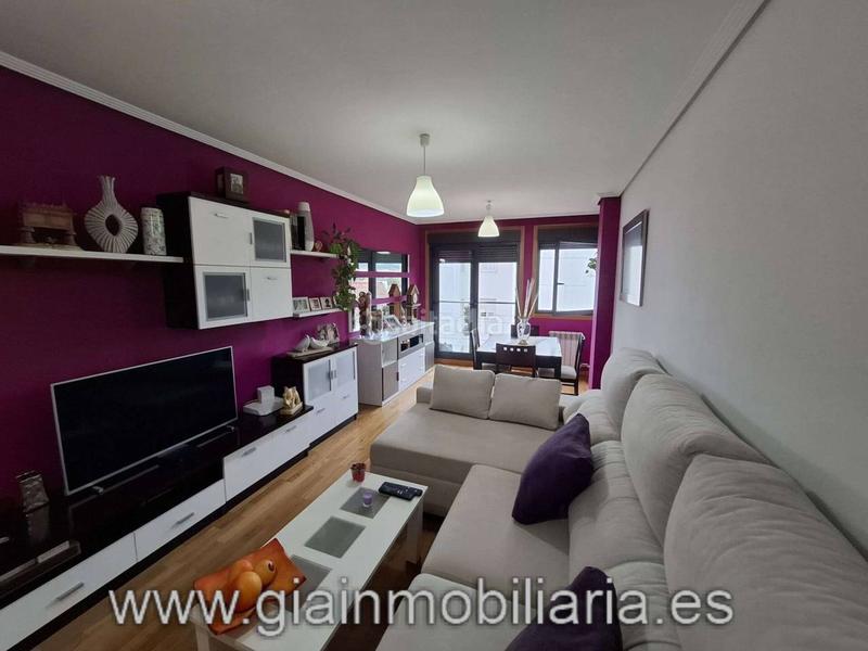 Foto 628f761f-a9ed-4d8c-86ba-6bcbd9f53bb4. Pis amb calefacció aparcament a Salvaterra de Miño