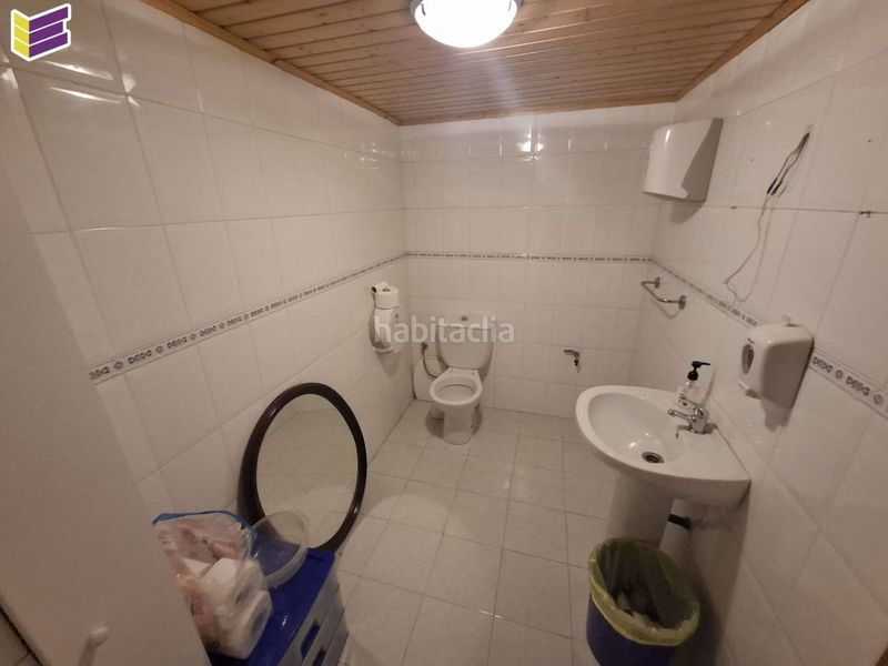 Foto 52b336e9-f8bc-4700-acb5-4223eb63ccdc. Local comercial a Ponteareas