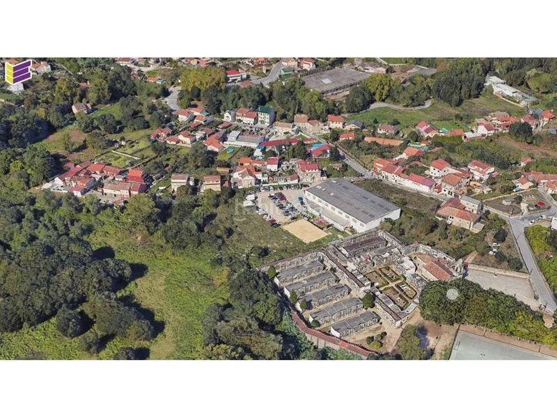 Foto c725c260-20f1-434f-81c7-15b6235de5b5. Finca rústica a calle miraflores 20 a Sardoma - Castrelos Vigo