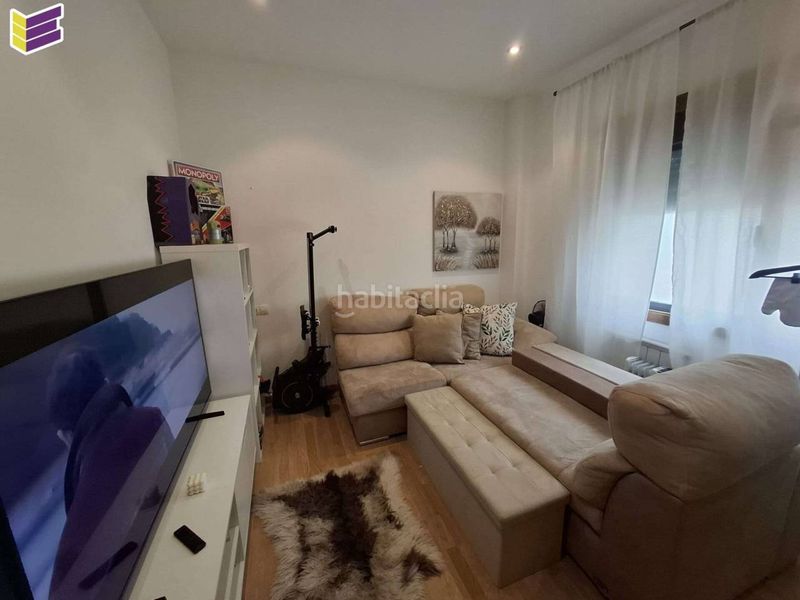 Foto 3736b9ed-0c09-4c0d-83c9-c2d17c44915c. Pis amb calefacció aparcament a Rosal (O)