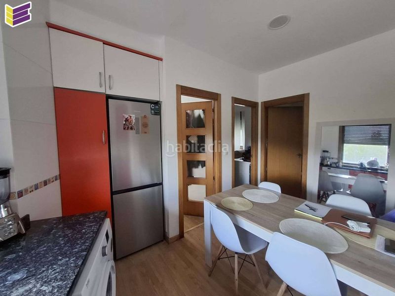 Foto 67185b28-8b4b-4030-bc06-edfd098c7007. Pis amb calefacció aparcament a Rosal (O)