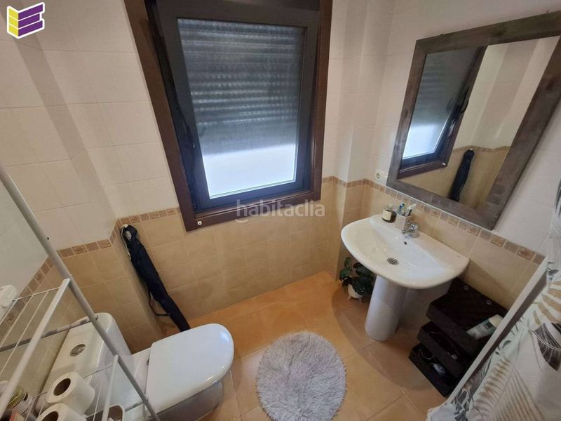 Foto b7b7379a-20d1-49b6-92a7-510fed8b62aa. Pis amb calefacció aparcament a Rosal (O)