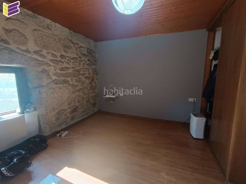 Foto 9455a607-a177-4809-bcbe-2f6803dcf6ac. Casa amb calefacció a Covelo (O)