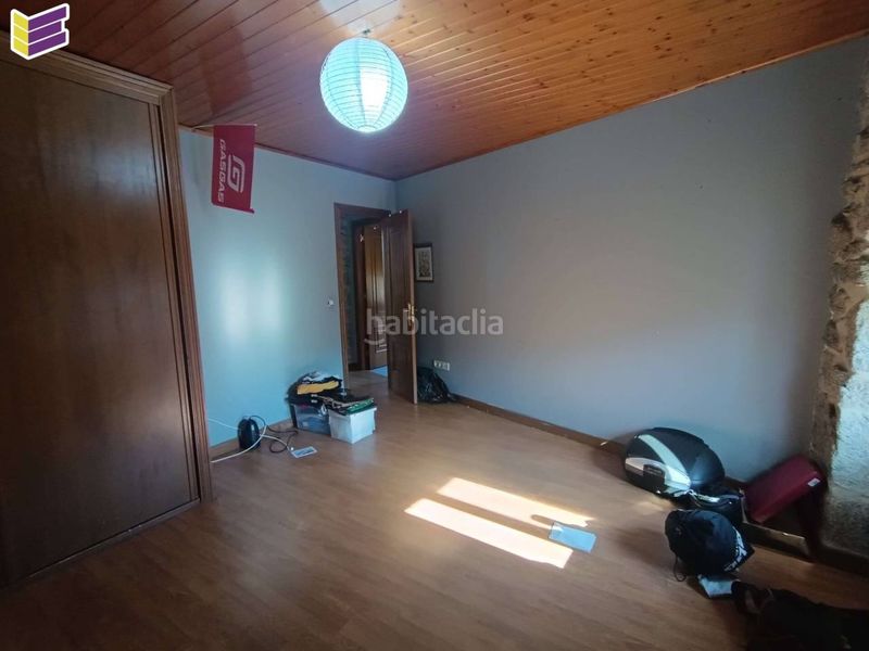 Foto a85ca502-d459-4e5c-9b7b-58ffb5073aa5. Casa amb calefacció a Covelo (O)