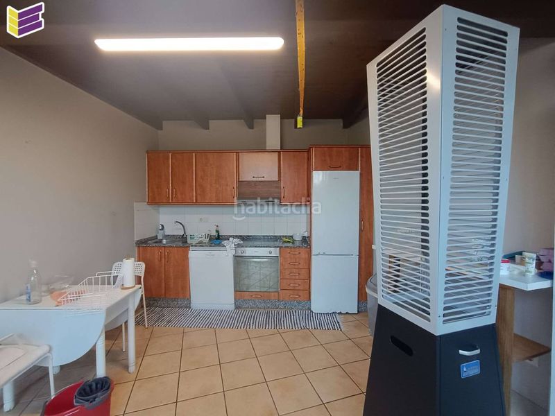 Foto a8bae5db-f51d-42c8-b9ac-c5615f018ec9. Casa amb calefacció a Covelo (O)