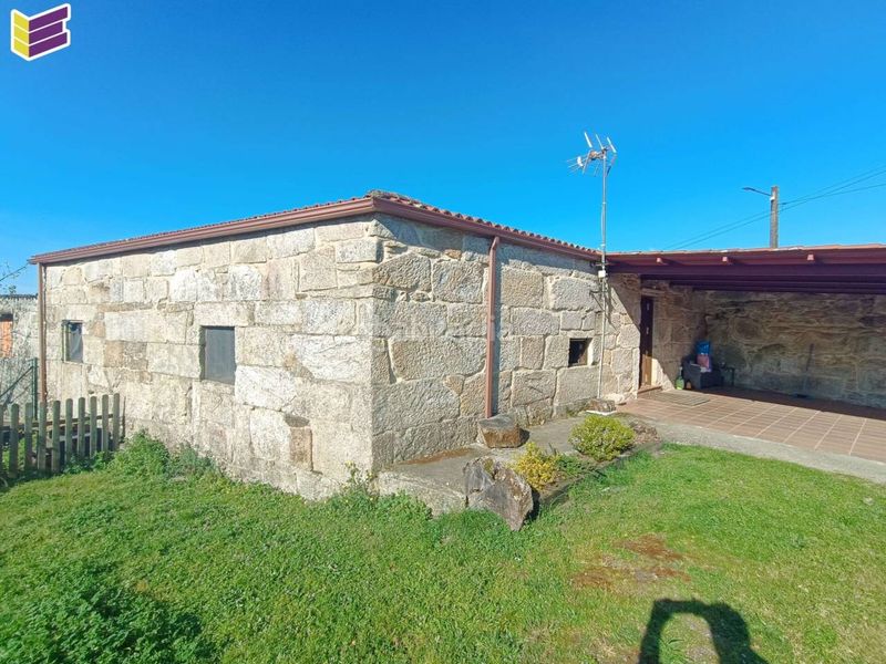 Foto ab353d3b-9230-470a-a4cb-e4407afab3b3. Casa amb calefacció a Covelo (O)