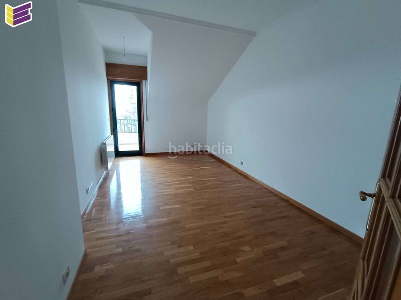 Foto 426c3eb4-7ad6-4160-91b0-9b8de363aa32. Àtic a calle alcalde jose costa diaz 7 a Covelo (O)