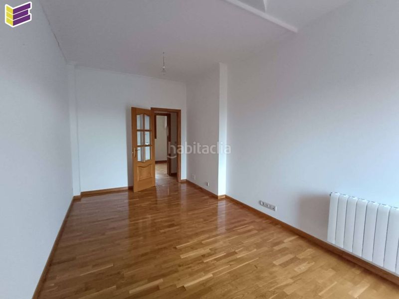 Foto 4fdb5401-a26f-421b-bd32-58783a3c122f. Àtic a calle alcalde jose costa diaz 7 a Covelo (O)