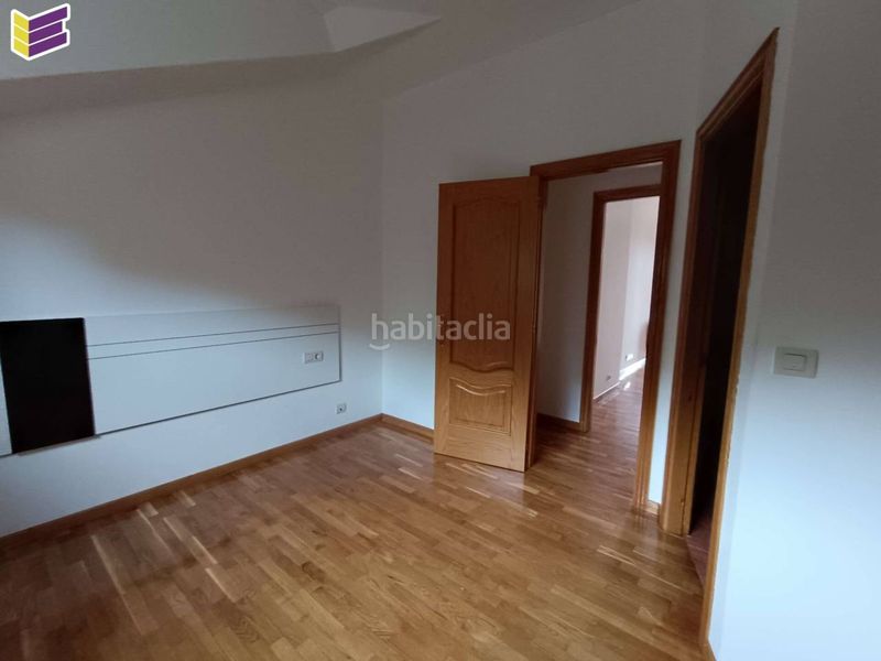 Foto 7a10fa66-1446-434b-8ce1-3b91705fd1b8. Àtic a calle alcalde jose costa diaz 7 a Covelo (O)