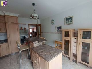 Duplex à Calle valle-inclán 10. Se vende ático dúplex próximo a costa en cambados.