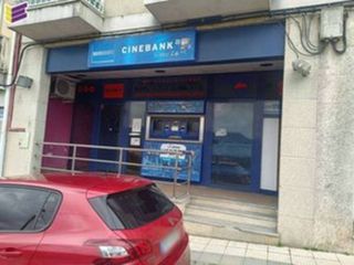 Business premise in Calle estromil 4. Local comercial en mondariz